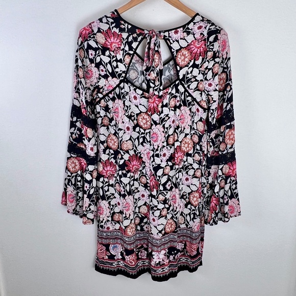 Xhilaration Floral Bell Sleeve Dress - Picture 3 of 5